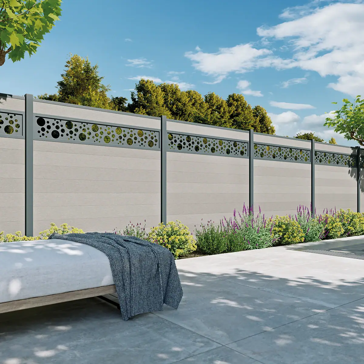 3D-Visualisierung eines Sichtschutzzauns als Gartenprodukt im quadratischen Format